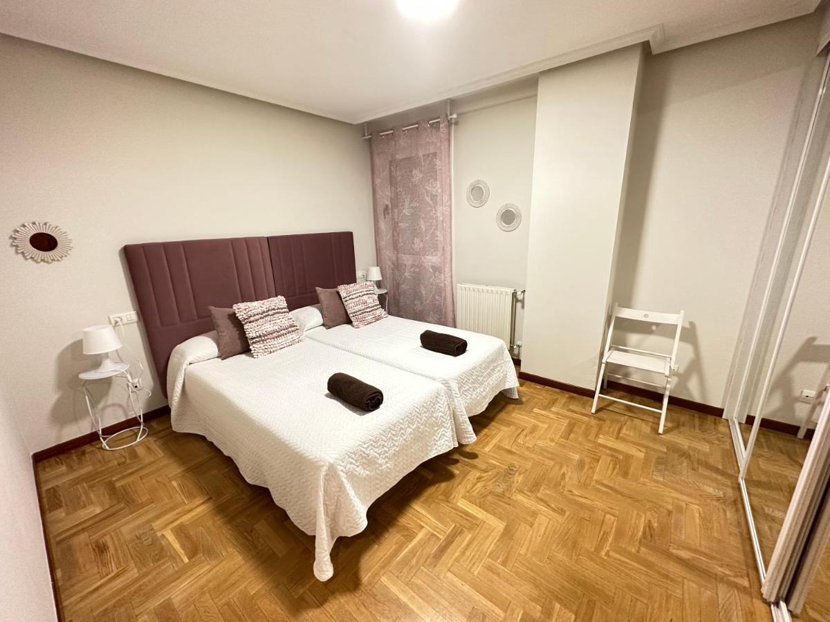 Apartamento Oviedo Parque Del Oeste 外观 照片